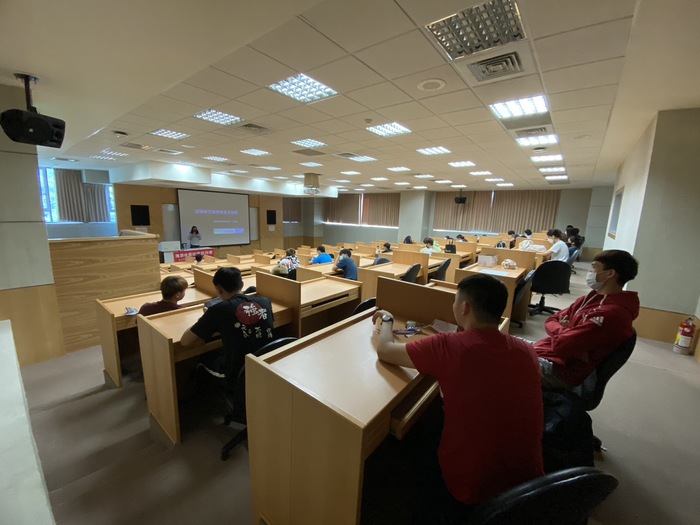【分區學務組-健康中心】111學年度學生健康檢查報告說明會活動花絮圖片